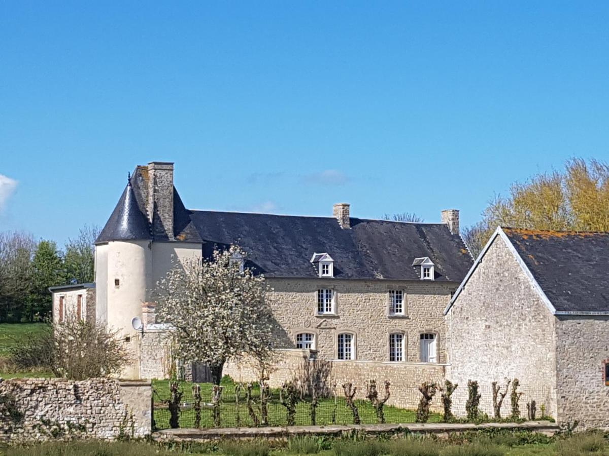 Manoir De Pierreville Audouville-la-Hubert Εξωτερικό φωτογραφία