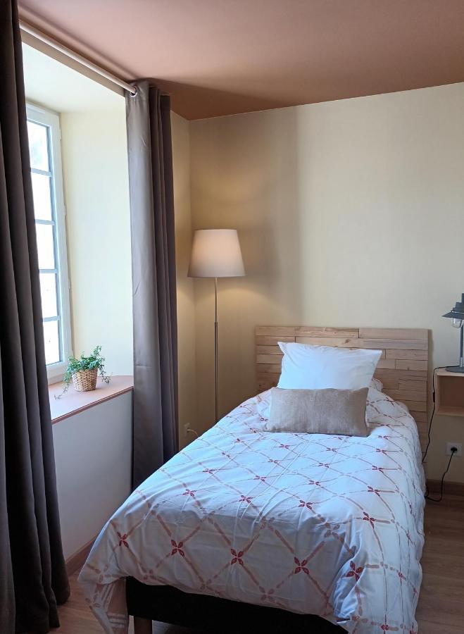 Manoir De Pierreville Audouville-la-Hubert Εξωτερικό φωτογραφία